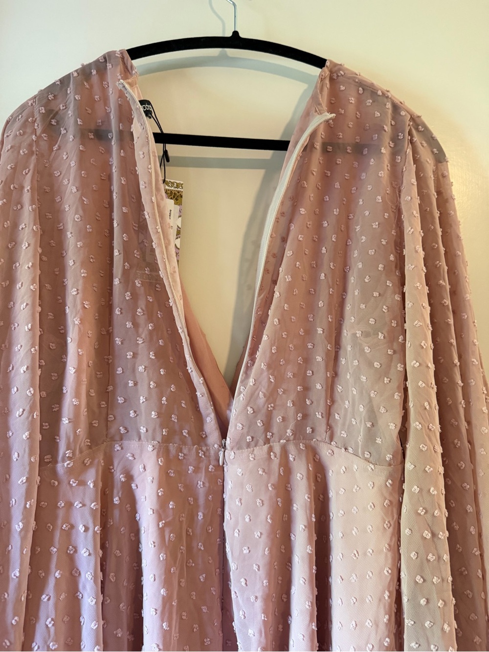 Boohoo Dusty Pink Swiss Dot Mini Dress - Picture 7 of 10